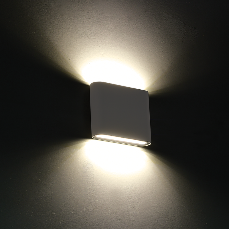^LED SMD WALL LUMINAIRE 7W 310LM 60° 230V AC 3.000K MATT WHITE CRI80 IP54 30.000HRS LG2631W ^LED SMD WALL LUMINAIRE 7W 310LM 60° 230V AC 3.000K MATT WHITE CRI80 IP54 30.000HRS LG2631W