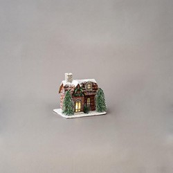 LIGHTED HOUSE, 4 LED, BATTERY OPERATED, 23x19x22cm 600-44999