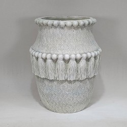 ВАЗА ЦИМЕНТОВА СИВА С РЕСНИ 16.5X16.5X14 СМ ВАЗА ЦИМЕНТОВА СИВА С РЕСНИ 16.5X16.5X14 СМ