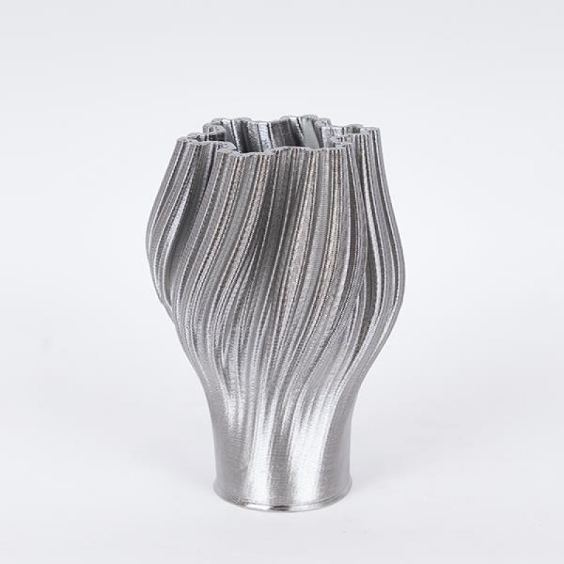 ПОРЦЕЛАНОВА ВАЗА 3D СРЕБЪРНА 15.5X15.5X22CM