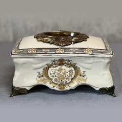 ДЕКОРАТИВНА КУТИЯ ДЪРВЕНА, БЯЛА-ЗЛАТНА ДЕКОРАТИВНА КУТИЯ ДЪРВЕНА, БЯЛА-ЗЛАТНА