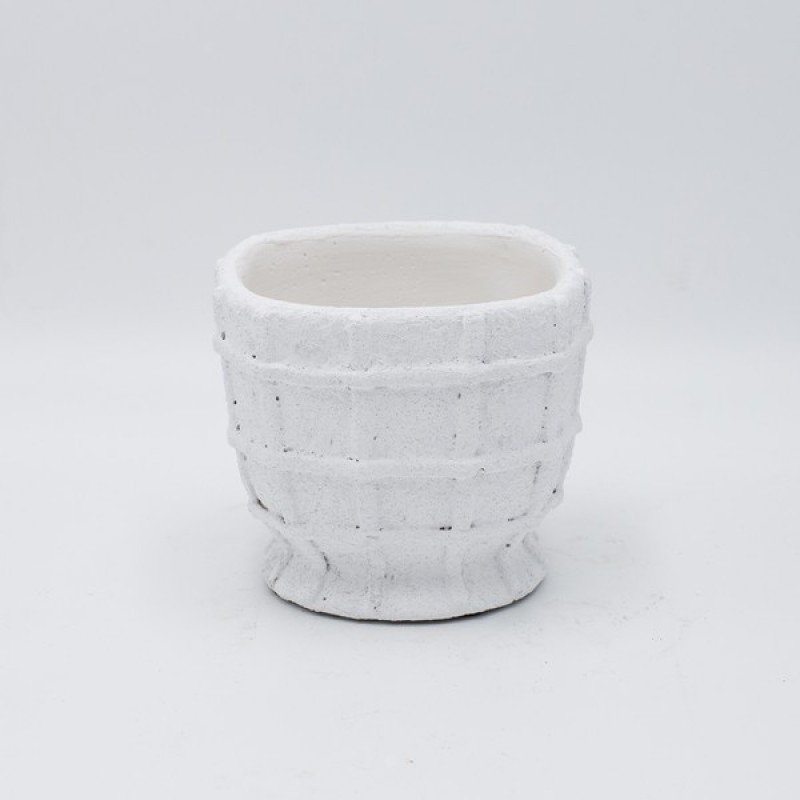 САКСИЯ ОТ БЕТОН БЯЛА 14.5X14.5X13CM САКСИЯ ОТ БЕТОН БЯЛА 14.5X14.5X13CM
